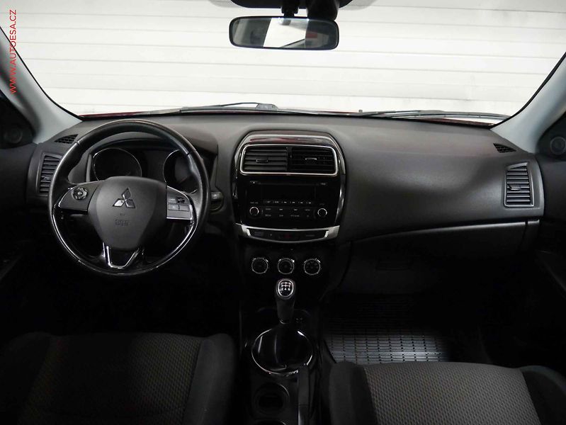 Mitsubishi ASX (2015) 1.6 MiVC, 1.maj,ČR, AC, temp - fotka 8 z 17