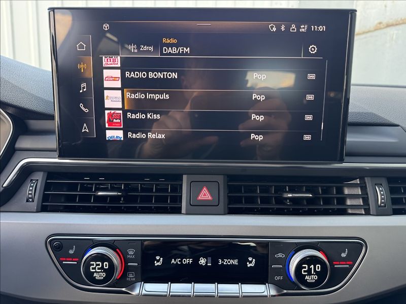 Audi A4 2,0 40 TDI Quattro ACC DPH ČR - fotka 37 z 50