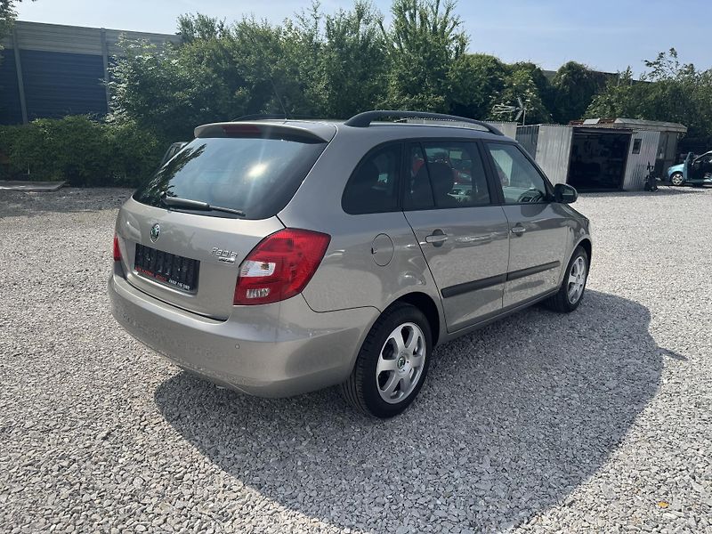 Škoda Fabia 1.2TSi,rezervace  - fotka 4 z 36