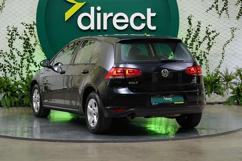 Volkswagen Golf - fotka 7 z 24