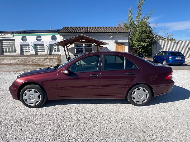 Mercedes-Benz Třídy C 2.0 CDI - fotka 3 z 14