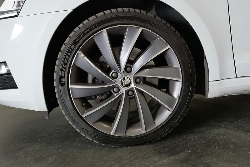 Škoda Octavia - fotka 10 z 29