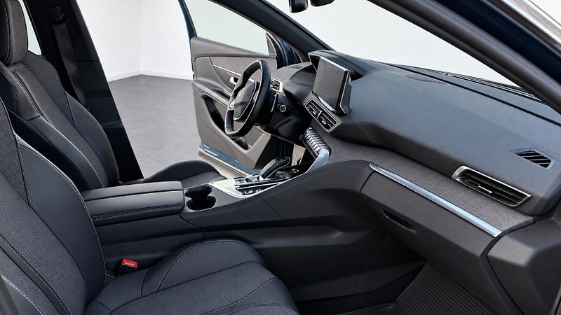 Peugeot 5008 (2023) 1.5hdi,čr,automat,záruka - fotka 2 z 20