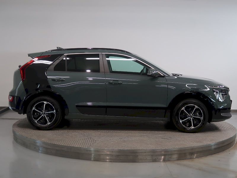 Kia Niro (2022) STYLE 1.6T-GDi 104KW - fotka 8 z 39