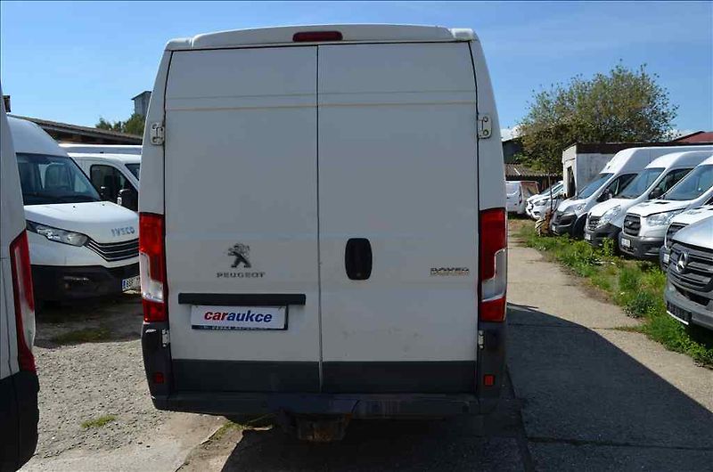 Peugeot Boxer (2016) 2,2 HDI - fotka 5 z 19