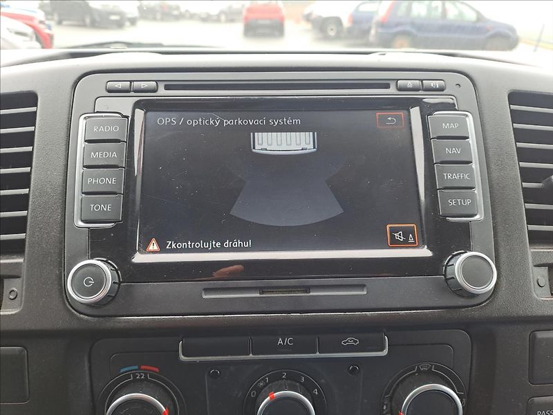 Volkswagen Transporter 2,0 TDI 4X4 LONG,2X ŠOUPAČKY - fotka 13 z 15