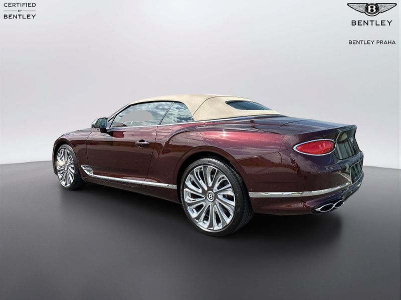 Bentley Continental GTC Mulliner - fotka 4 z 12