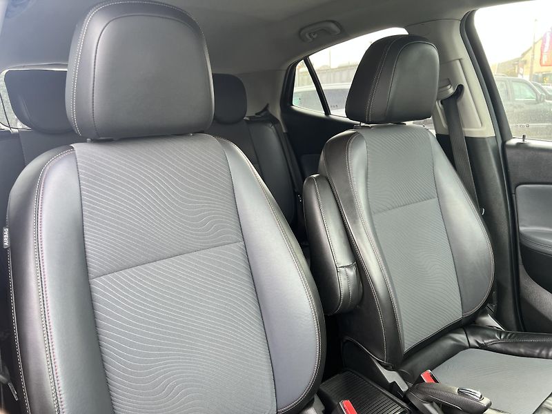 Opel Mokka 1.4T COSMO 4x4 NAVI KAMERA - fotka 35 z 44