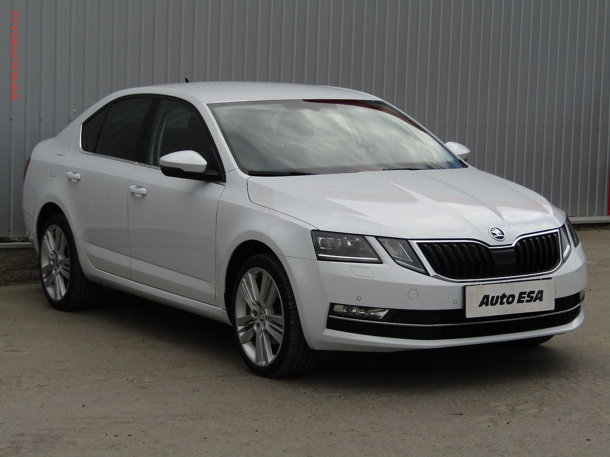 Škoda Octavia 1.4 TSi, ČR, DSG,STK3/28