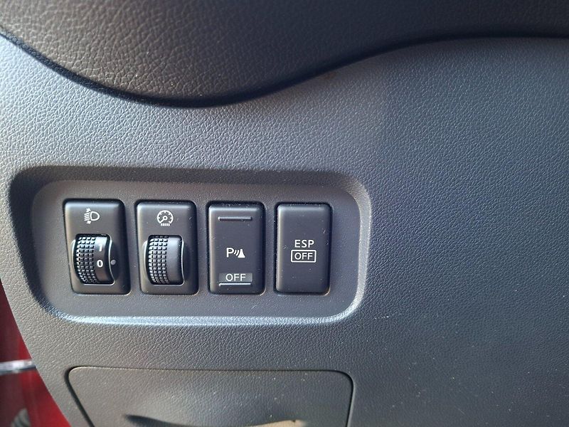 Renault Koleos (2009) 2.0dCi 110kW 4WD -NOVÉ V ČR - fotka 15 z 36