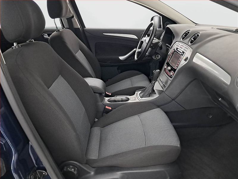 Ford Mondeo (2008) 2.0 TDCi, Automat, po STK - fotka 9 z 17