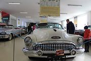 Buick Road Master Skylark z roku 1953.