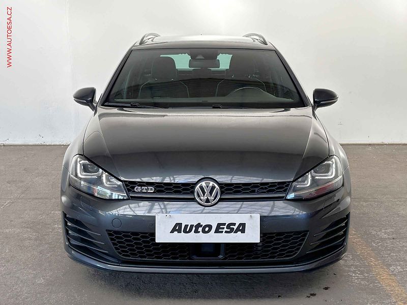 Volkswagen Golf (2016) 2.0 TDi, GTD, bixen, panor - fotka 2 z 17