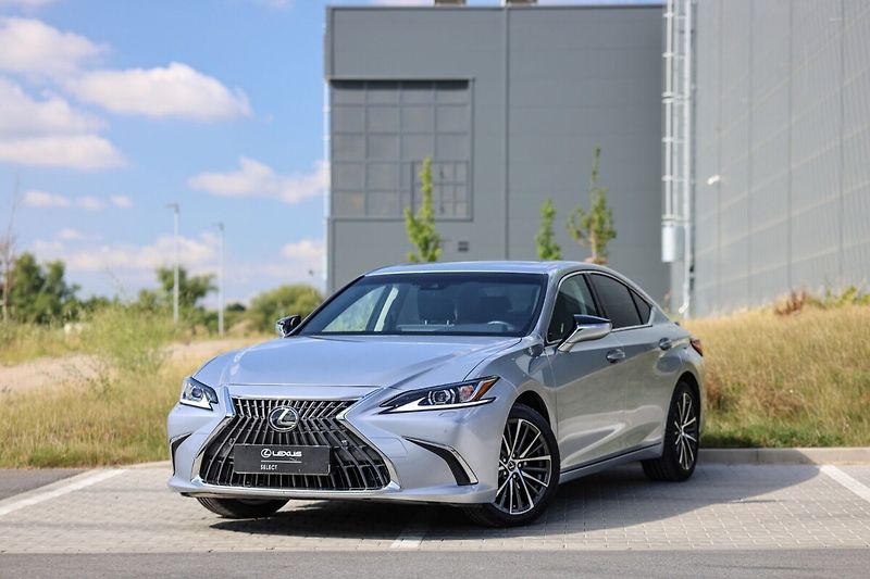Lexus ES 300h 300H 2,5 HEV BUSINESS EDITION - fotka 1 z 25