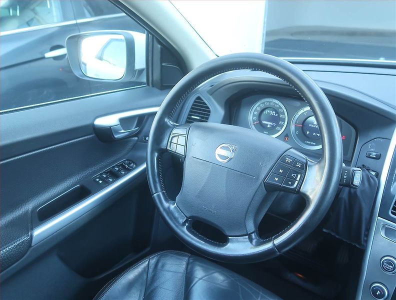 Volvo XC60 (2009) Kinetic D5, 4X4, Automat - fotka 7 z 15