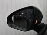 Volkswagen ID.4 150kW PRO PERF. KAM360 SOH 94% - náhled 37