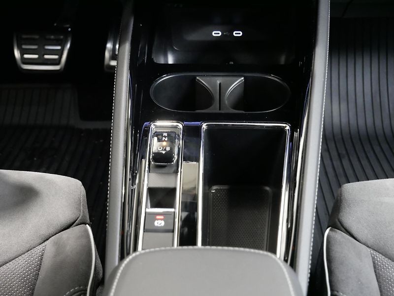 Škoda Enyaq - fotka 9 z 25