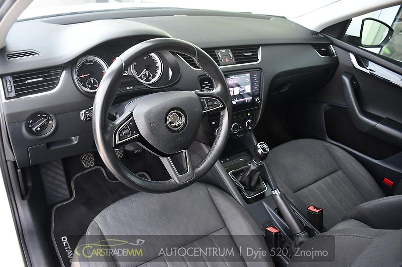 Škoda Octavia 1,6TDI STYLE ČR  - fotka 10 z 53