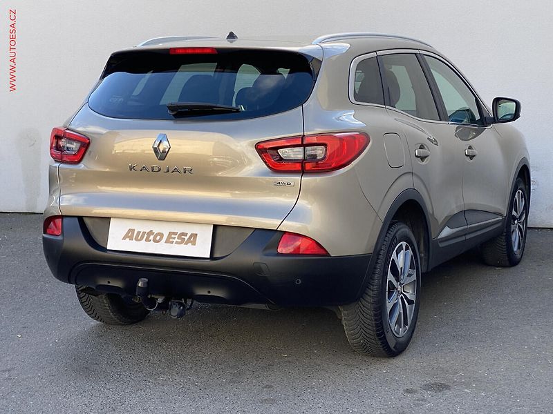 Renault Kadjar (2015) 1.6 dCi 4x4, Zen, TZ - fotka 4 z 19