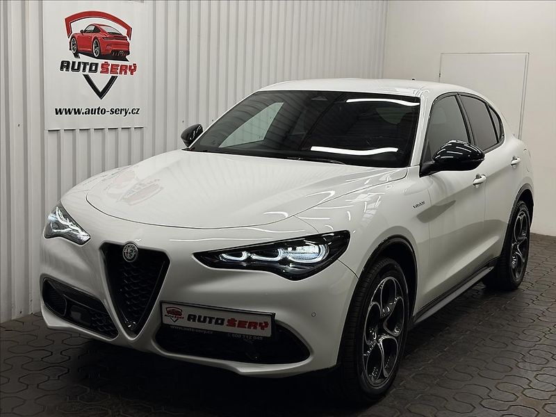 Alfa Romeo Stelvio VELOCE 154kW Q4 TAŽNÉ MATRIX - fotka 1 z 41