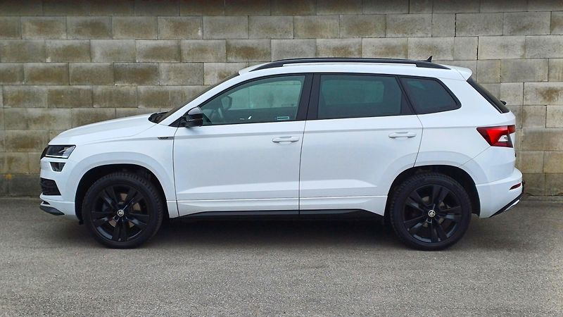 Škoda Karoq 2.0 TDI 110kW DSG 4x4 WEBASTO - fotka 8 z 50