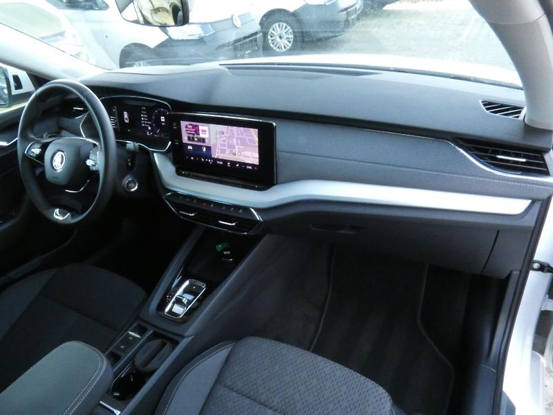Škoda Octavia (2023) Style Plus 1,5 TSI 110KW - fotka 20 z 30