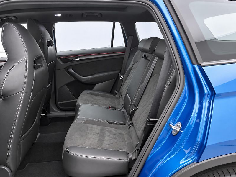 Škoda Kodiaq 2,0 TDI DSG 4x4 Sportline DPH - fotka 14 z 35