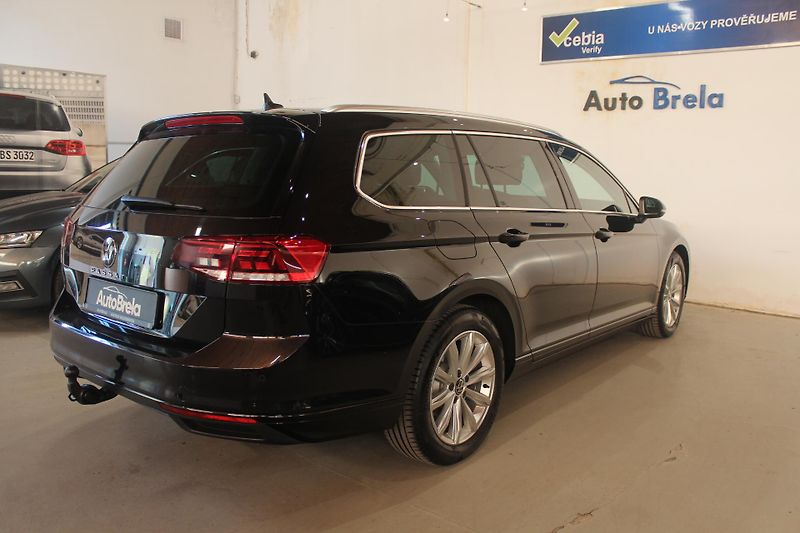 Volkswagen Passat (2023) 2.0TDI DSG Display Tažné  - fotka 13 z 34