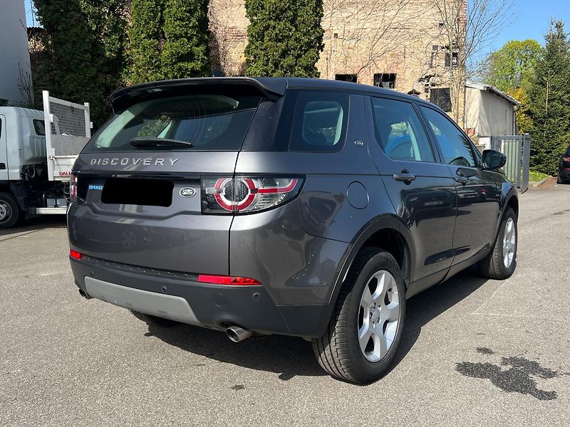 Land Rover Discovery Sport 2.0D 110 kW - fotka 6 z 15