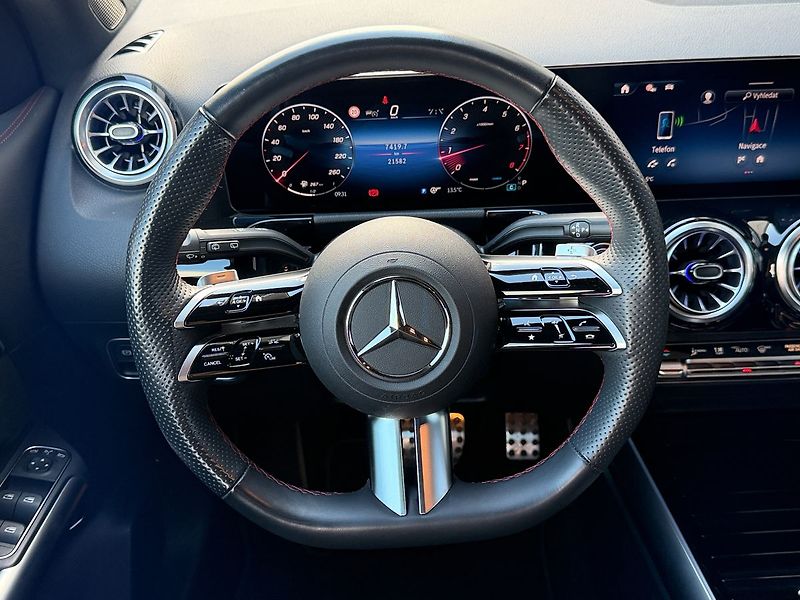 Mercedes-Benz GLA 200 AMG Style Edition - fotka 18 z 34