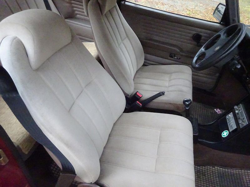 Saab 90 (1984) 2.0  - fotka 13 z 25