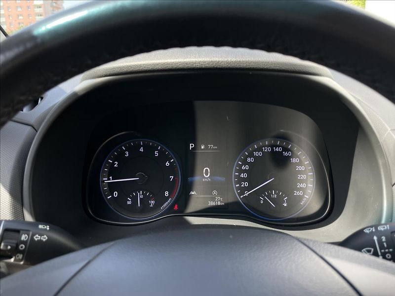Hyundai Kona 1,0 T-GDI DCT Comfort PDC - fotka 9 z 23