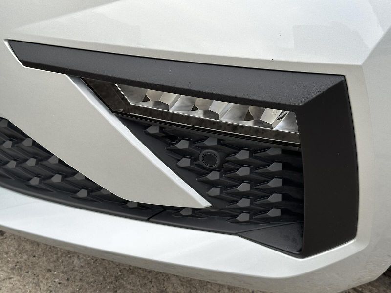 Škoda Scala 1.0TSi DSG 116PS LED V.Cockpit - fotka 12 z 47