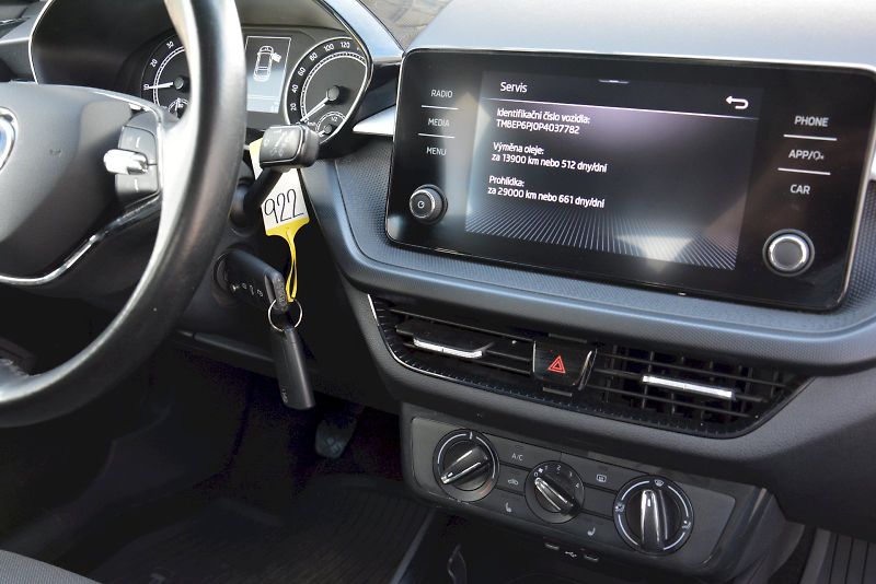 Škoda Fabia (2023) 1.0 TSI 70 KW Ambition PLUS - fotka 22 z 24