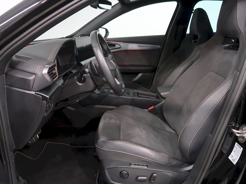 Cupra Formentor (2024) VZ 2.0TSI 180KW DSG - fotka 13 z 47