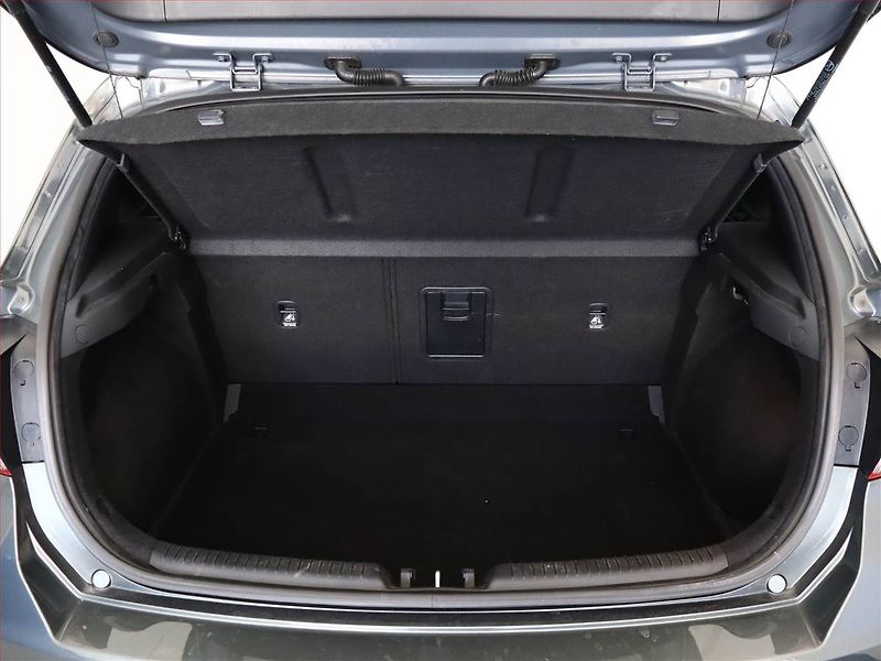 Hyundai i30 (2022) 1.5 T-GDI MHEV, Automat - fotka 12 z 18