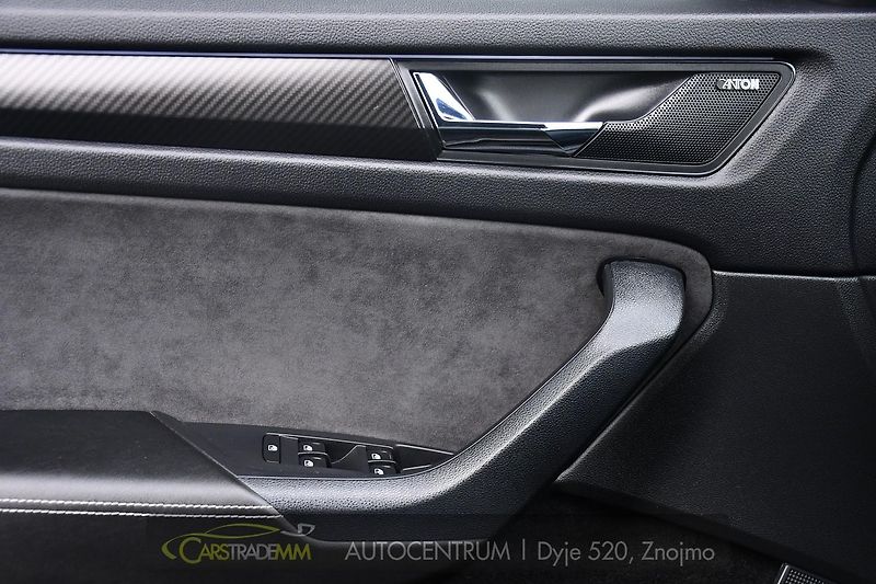 Škoda Kodiaq 2.0TDi SPORTLINE 4X4 DSG ČR  - fotka 24 z 56