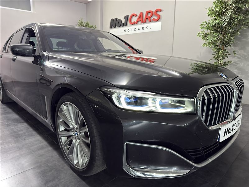 BMW Řada 7 3,0   730D XD LASER MASÁŽE ČR - fotka 43 z 45