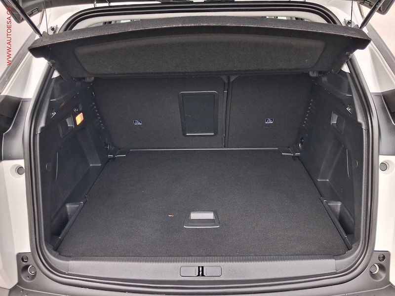 Peugeot 3008 (2017) 1.2 PT, Allure, AT, panor, TZ - fotka 7 z 17