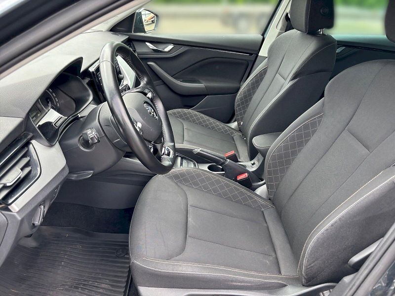 Škoda Scala (2021) DRIVE 1.0TSI 85KW 6MP - fotka 18 z 32