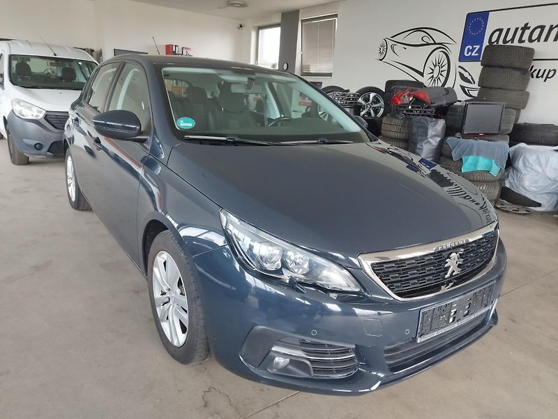 Peugeot 308 (2018) 1,2I,81KW,1.ROK ZÁRUKA,NAJ.54t - fotka 1 z 36