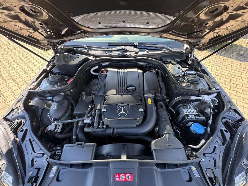 Mercedes-Benz Třídy E (2010) 200 CGI 1,8 135 KW AVANTGARDE - fotka 47 z 50