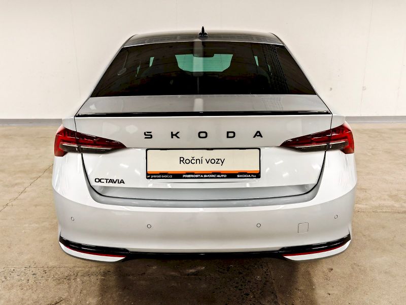 Škoda Octavia (2025) 1.5 TSI 110 kW Sportline - fotka 29 z 33