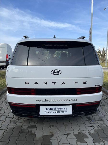 Hyundai Santa Fe 1,6   PHEV,4x4 - fotka 5 z 8