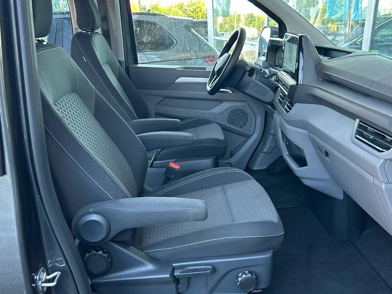 Volkswagen Caravelle (2025) 2.0 TDI 8AUT DR Life - fotka 31 z 34