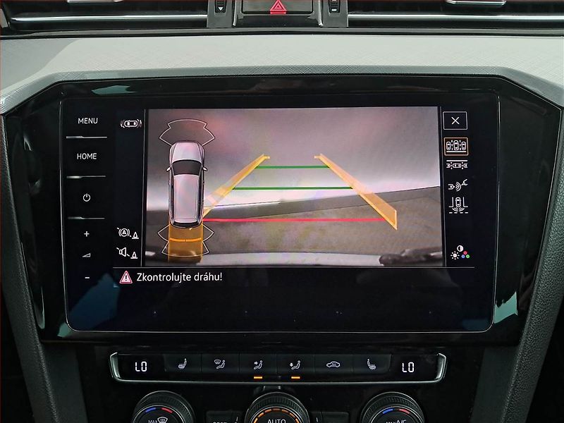 Volkswagen Passat (2020) 2.0 TDI, Automat, Navi - fotka 17 z 20