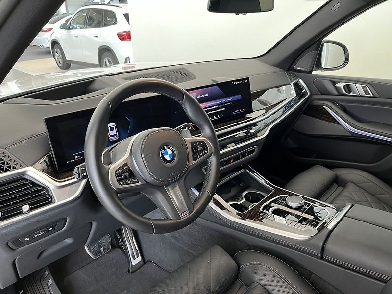 BMW X5 xDrive30d M-Sport Pro 360 Vent - fotka 8 z 13