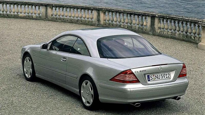 BMW 760Li.