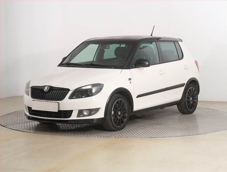Škoda Fabia (2013) Monte Carlo 1.6 TDI, Tempomat - fotka 2 z 16