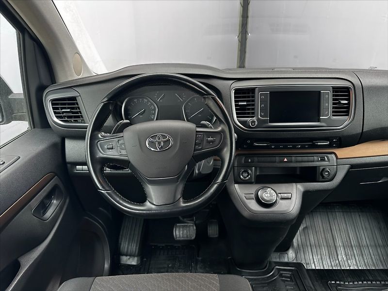 Toyota ProAce 2,0 D-4D 130kW-8AT-L1-CZ-DPH! - fotka 22 z 48